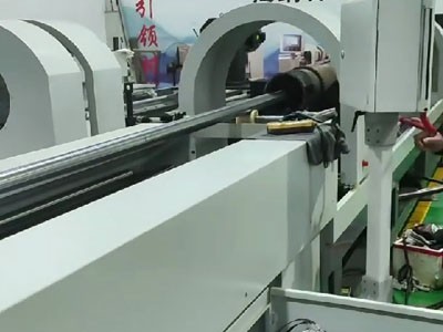 HTS5000型高速卧式深孔珩磨机工作状态